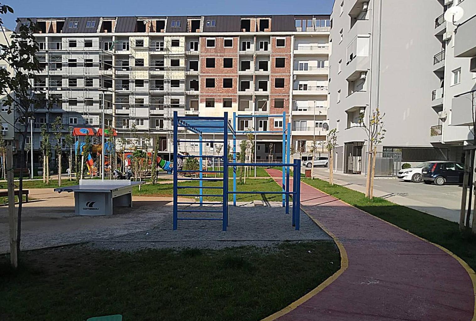 Aga Apartman Подгорица Екстериор снимка